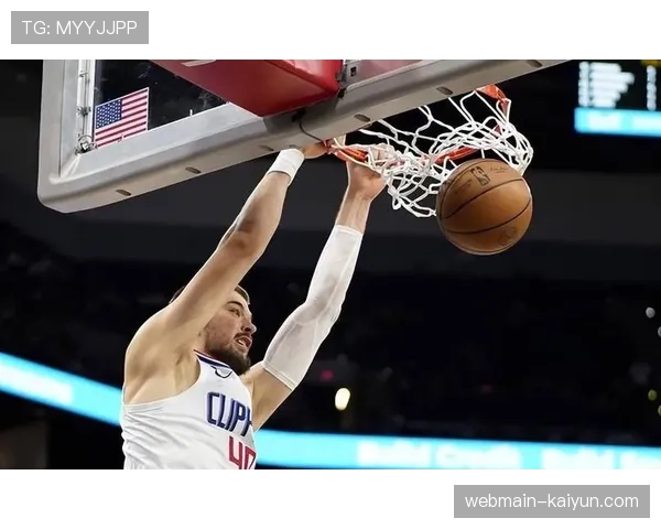 哈登重返持球大核心模式 快船进攻体系依其掌控